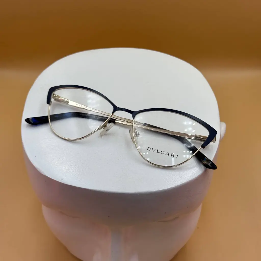 photo_6032736035357706496_y (1).webp