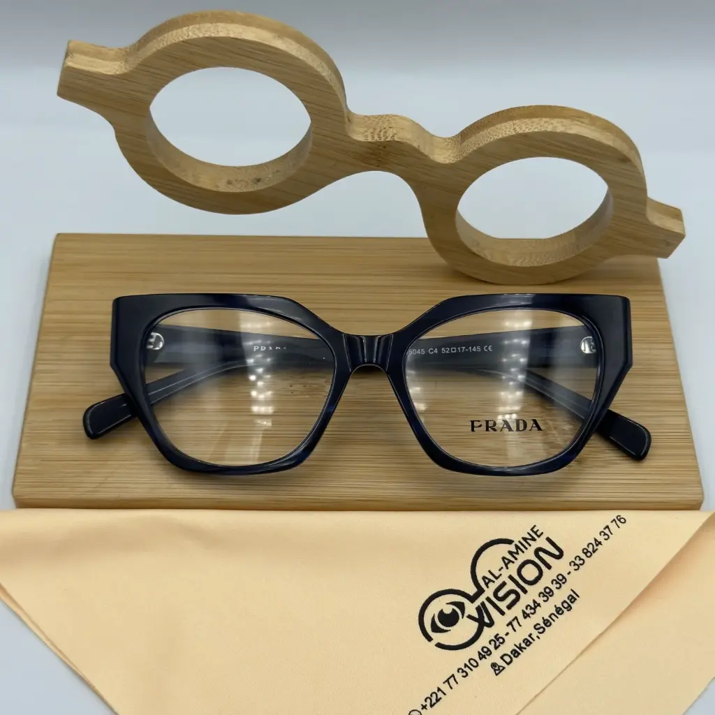 [g6045 c4 52 - 17 145] Prada