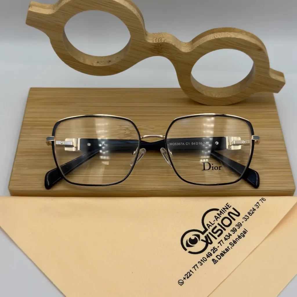 [MQ5367A C1 54 - 16 142] DIOR