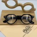 MOSCOT