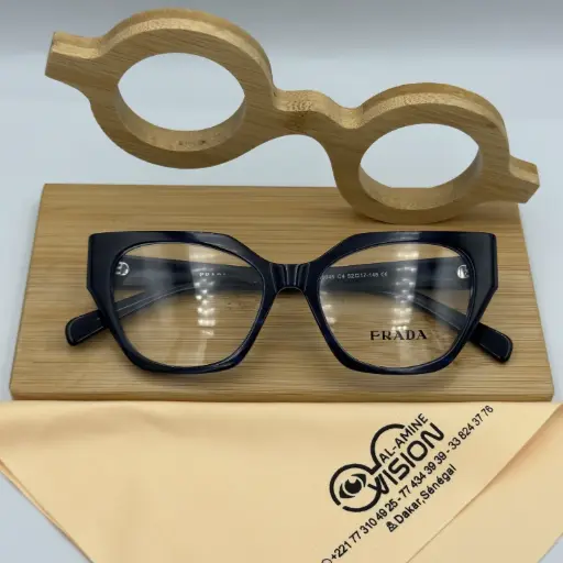 [g6045 c4 52 - 17 145] Prada