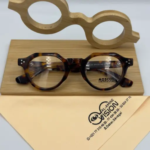 [VG66301 COL 03 47 - 23 145] MOSCOT