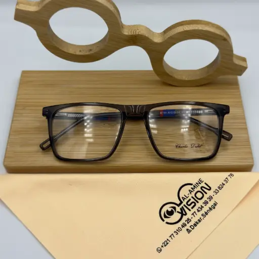 [97181 52 - 18 140 C1] CHARLIE DUKE