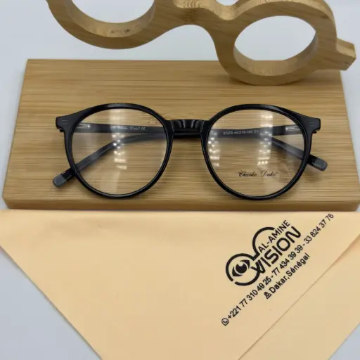 [97278 49 - 19 140 C1] CHARLIE DUKE